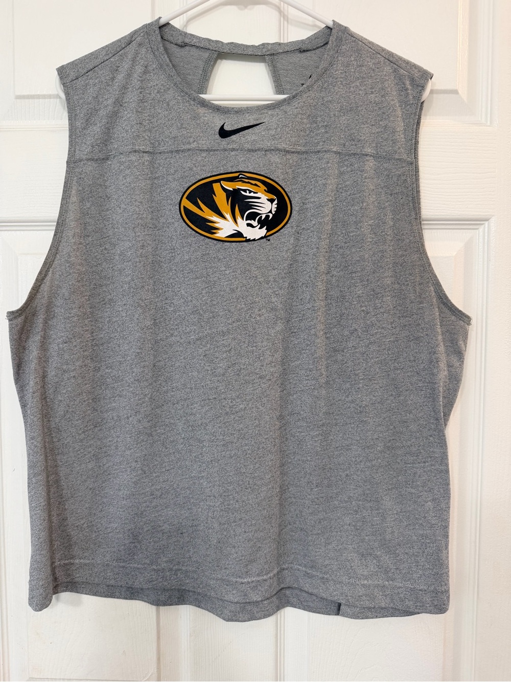 Nike Women’s Gray Sleeveless Tank with Missouri Tigers Patch
